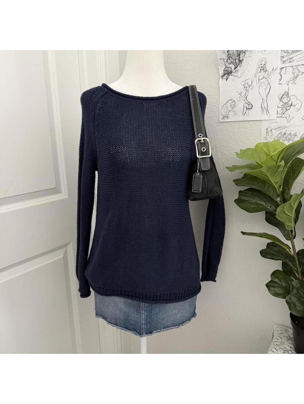 Old navy sweater